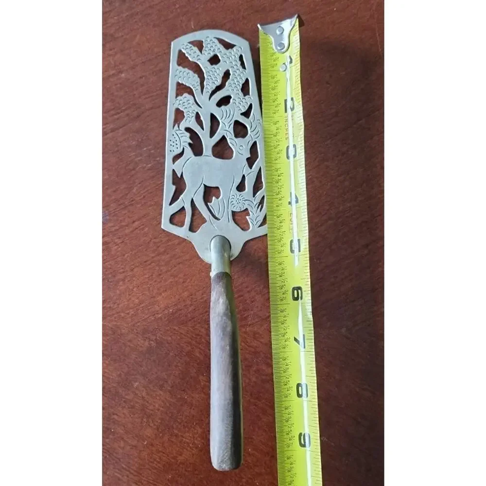 9 Inch Silver Tone Artisan Cake Pie Spatula Server Deer Foliage Dark Wood Handle
